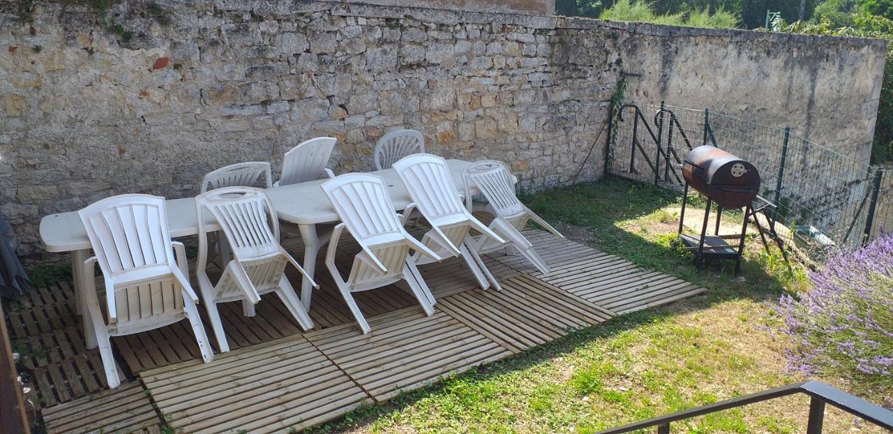 Maison Pour Nombreuses Personnes Pousseaux Dış mekan fotoğraf